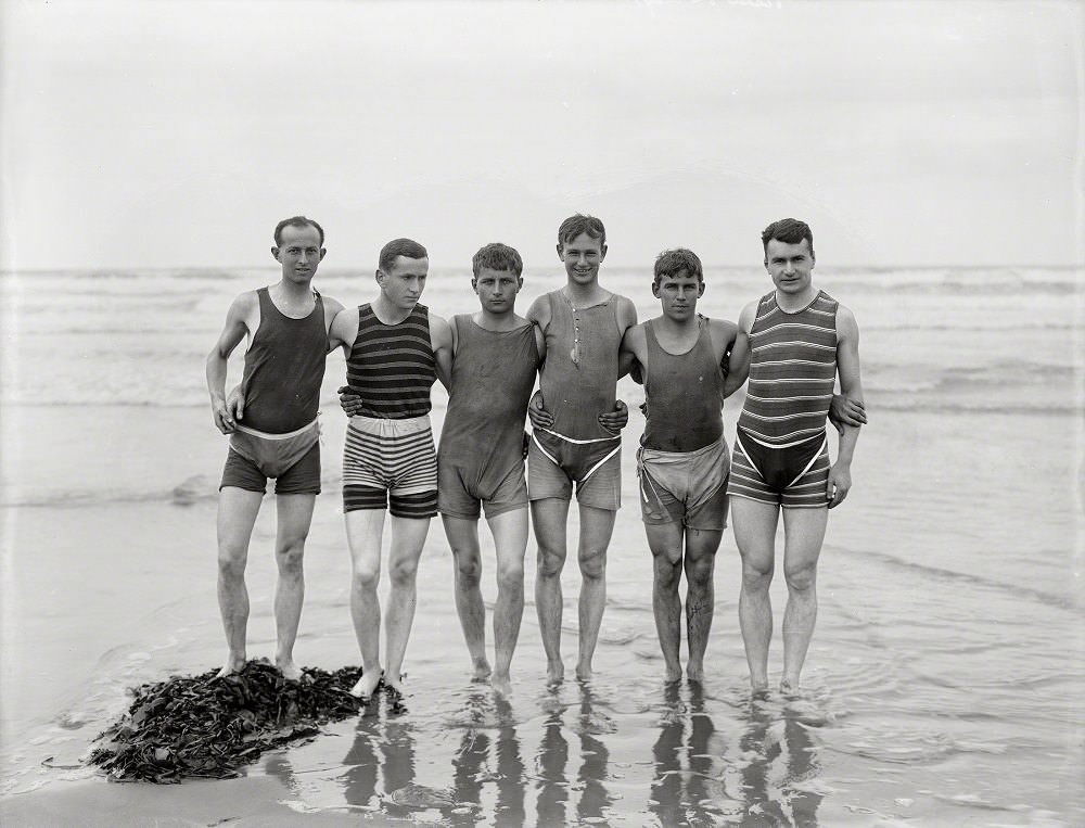 Unidentified bathers, probably at Christchurch, New Zealand circa 1910