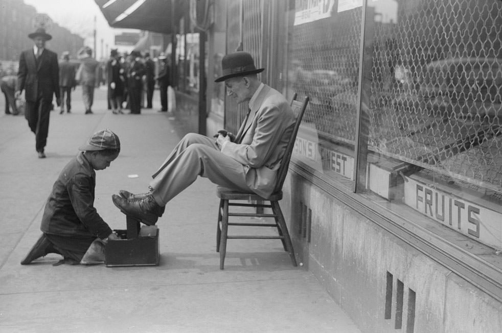 Life of African-Americans in Chicago's South Side in 1941 Through Fascinating Historical Photos