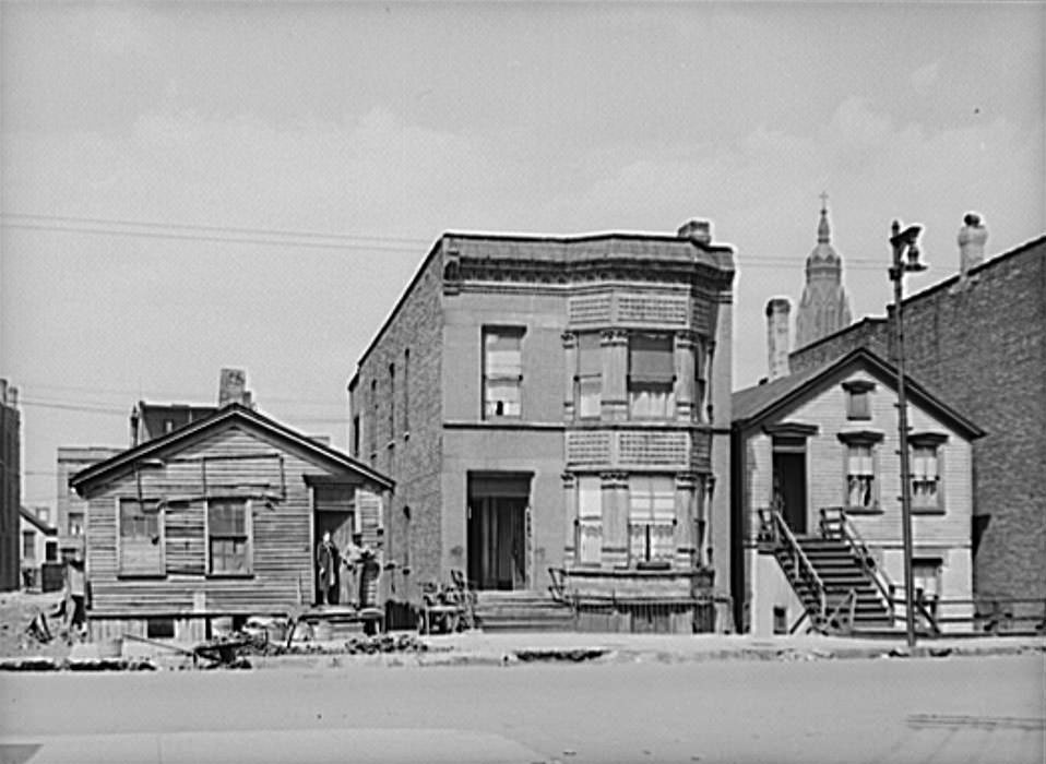 Life of African-Americans in Chicago's South Side in 1941 Through Fascinating Historical Photos