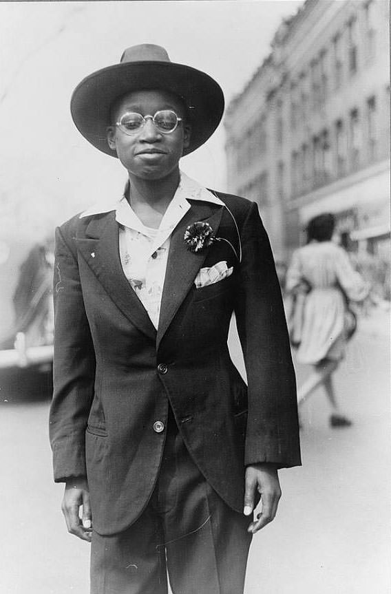 Life of African-Americans in Chicago's South Side in 1941 Through Fascinating Historical Photos