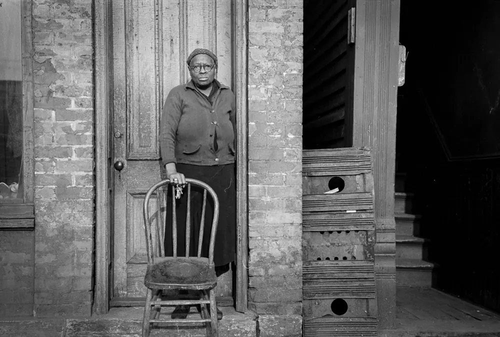 Life of African-Americans in Chicago's South Side in 1941 Through Fascinating Historical Photos