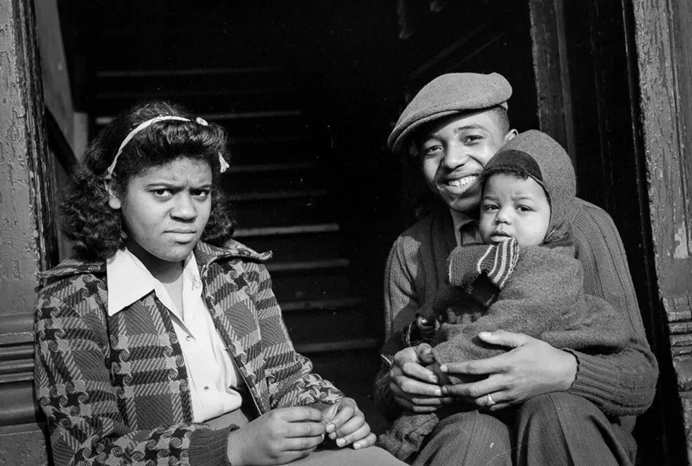 Life of African-Americans in Chicago's South Side in 1941 Through Fascinating Historical Photos