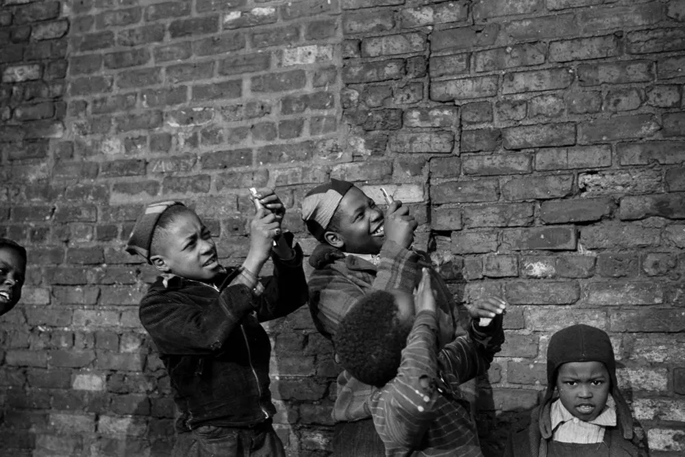 Life of African-Americans in Chicago's South Side in 1941 Through Fascinating Historical Photos