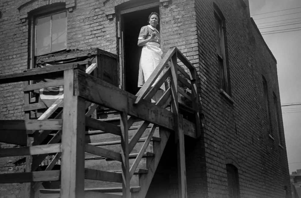 Life of African-Americans in Chicago's South Side in 1941 Through Fascinating Historical Photos