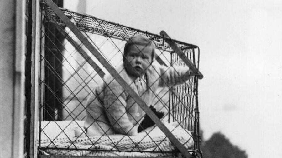 For a brief period in the 1930s, mothers in London kept their babies in cages suspended outside their windows to give them fresh air. Miraculously, no injuries or deaths were ever reported.