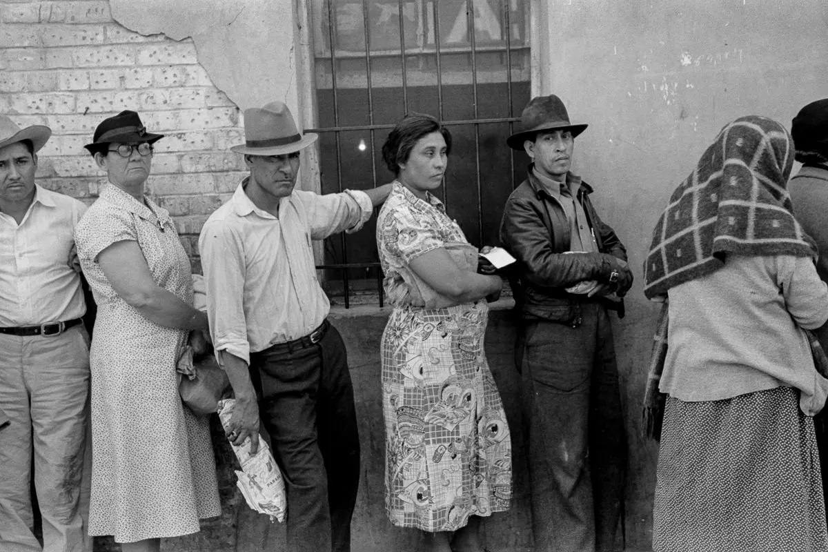 Families Waiting for Aid During the Great Depression, 1937-1939