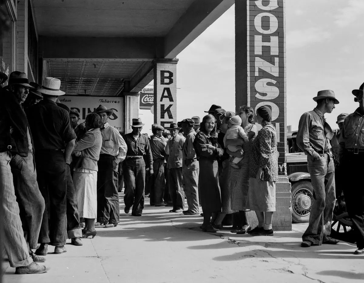 Families Waiting for Aid During the Great Depression, 1937-1939