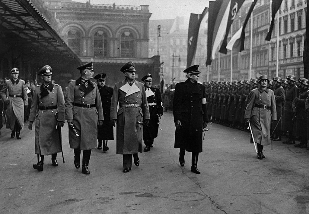Visit of the president Tuka (prime minister of Slovakia) in Berlin (in the center, Ribbentrop).