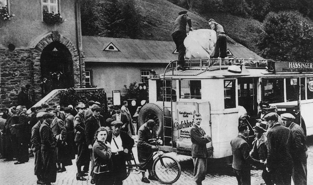 Czechoslovakian civilians leaving the Sudetenland under threat of invasion by German troops, September 1938