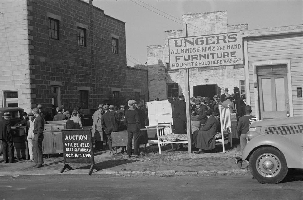 Furniture auction, Hagerstown, Maryland unger’s