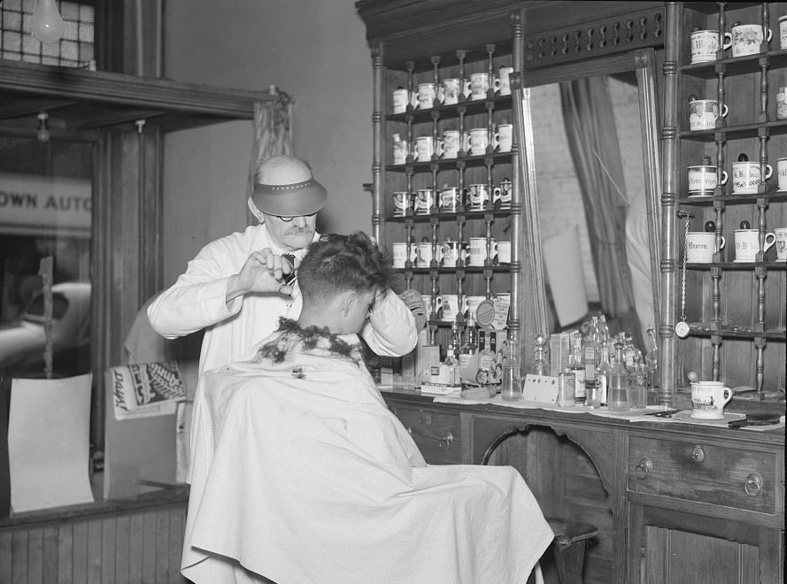 Barbershop. Hagerstown, Maryland