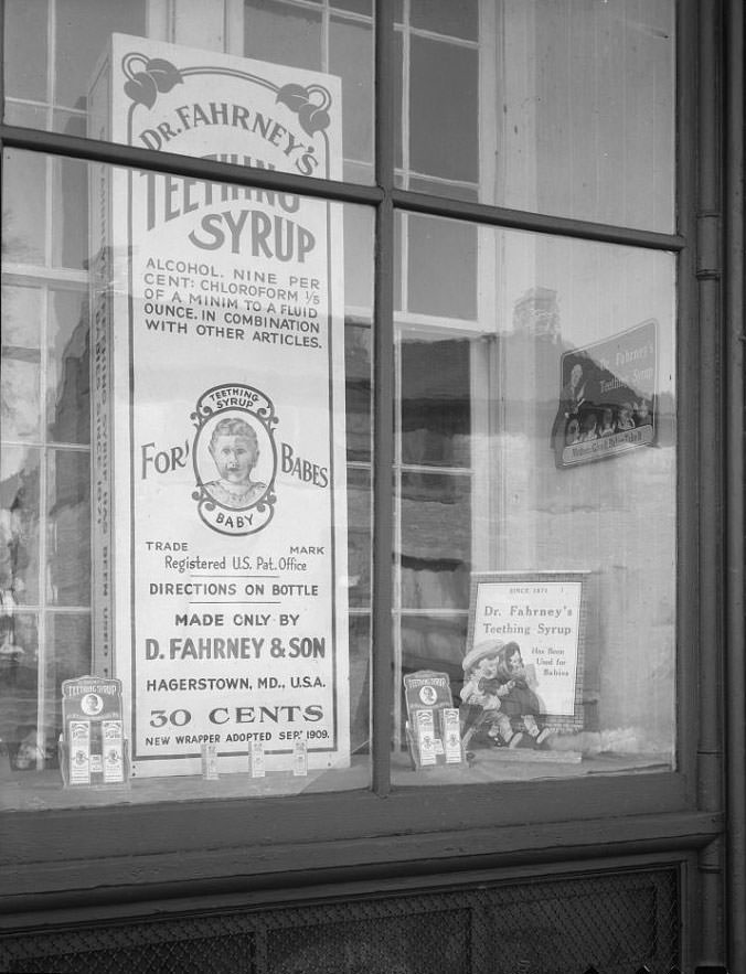 Patent medicine shop. Hagerstown, Maryland