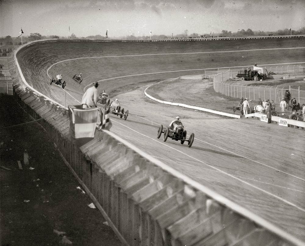 Another look at the lineup on Laurel Speedway's board track, July 11, 1925