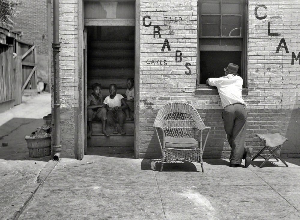 House in Negro section of Baltimore, Maryland, July 1938