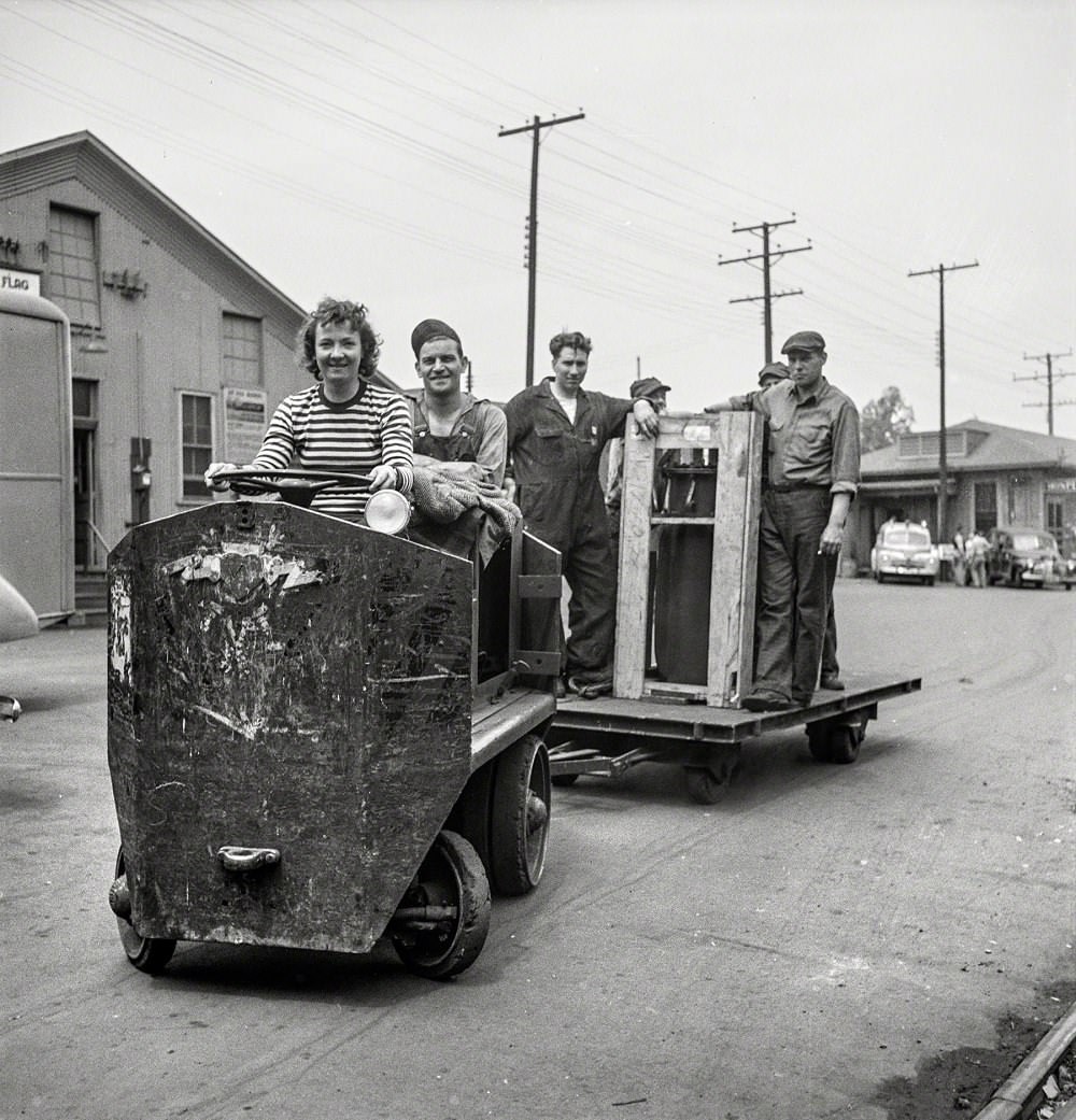 Bethlehem-Fairfield shipyards, Baltimore, May 1943