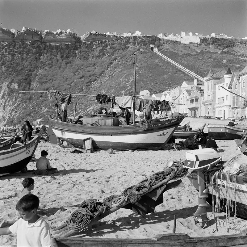 The Lost Fishing Culture of the 1950s Portugal Through Fascinating Historical Photos