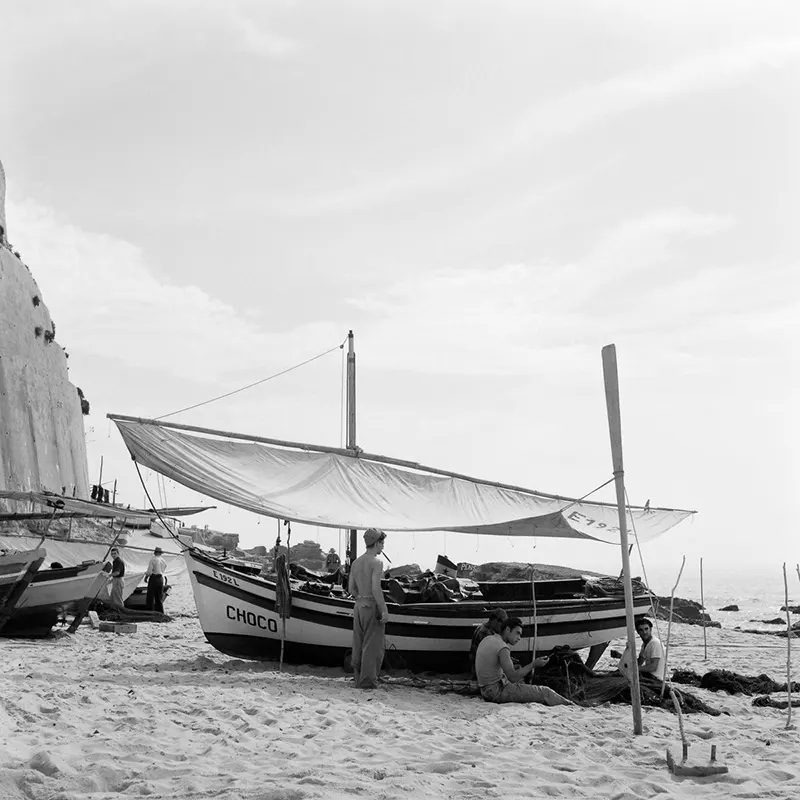 The Lost Fishing Culture of the 1950s Portugal Through Fascinating Historical Photos