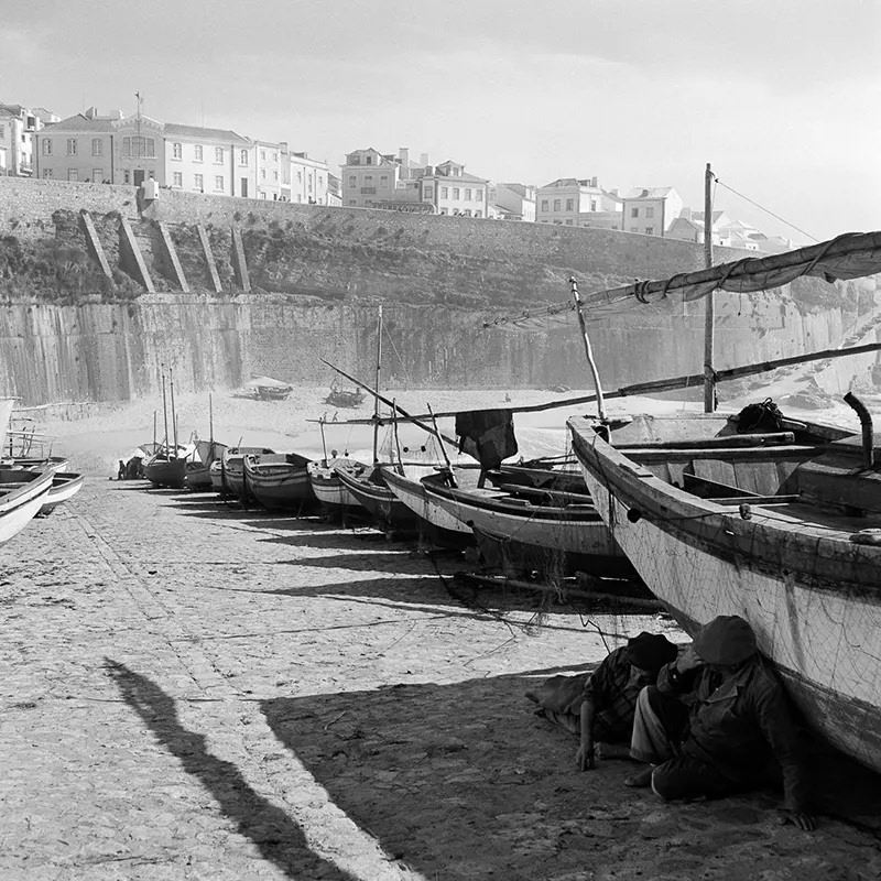 The Lost Fishing Culture of the 1950s Portugal Through Fascinating Historical Photos