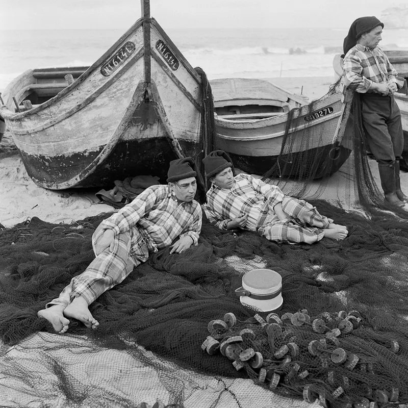 The Lost Fishing Culture of the 1950s Portugal Through Fascinating Historical Photos