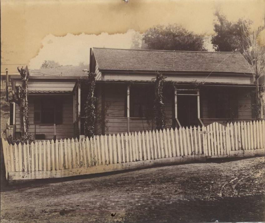 House in New Almaden, 1910