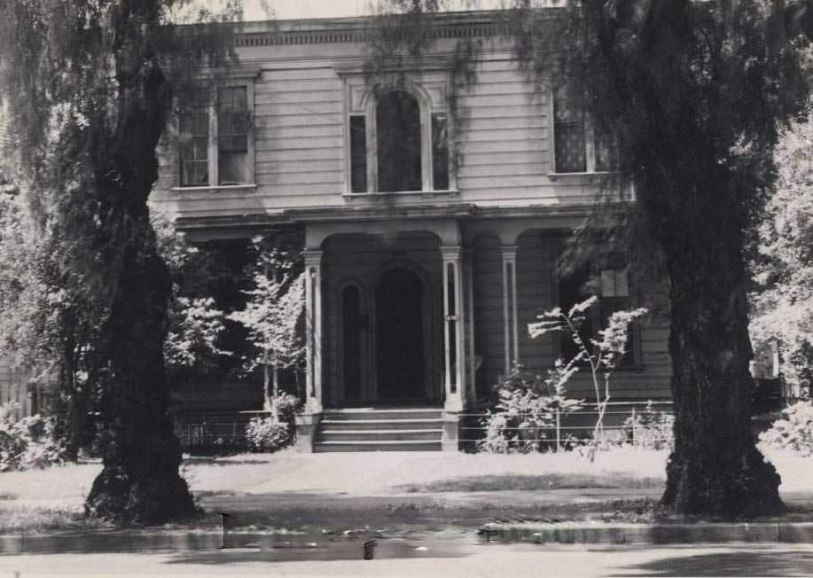 Dr. Benjamin Cory House, 435 South Second Street, 1947