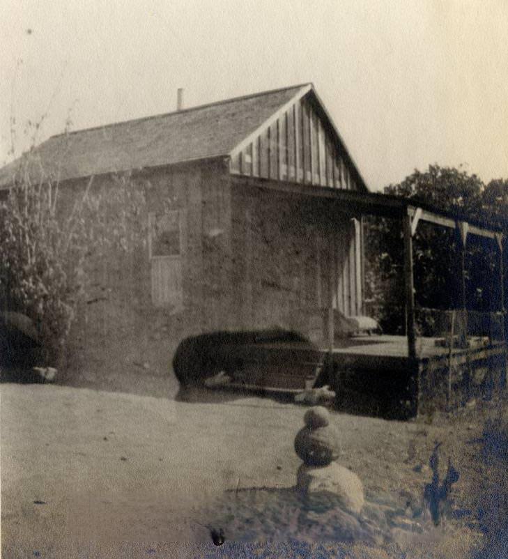 Sarah Brown Home on Bohlman Road, 1915
