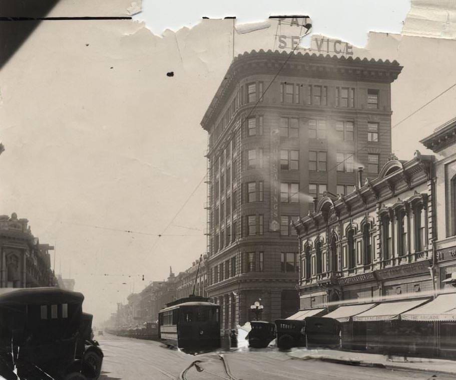 Garden City Bank and Wilcox Building, 1913
