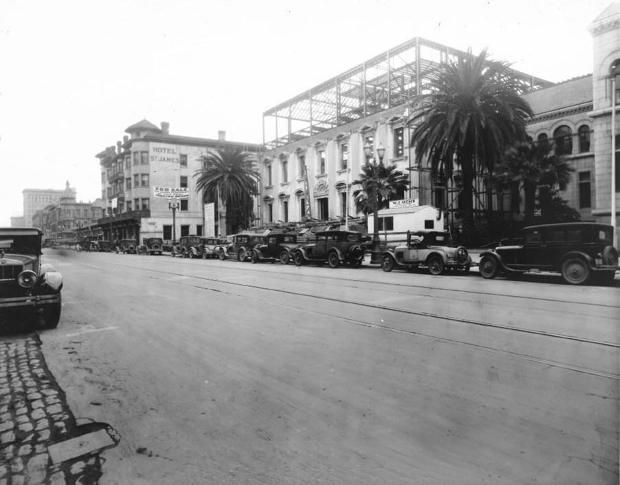 Old Post Office building under construction, 1932