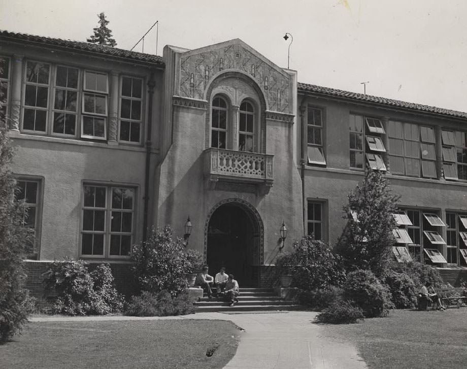 Dwight Bentel Hall, San Jose State, 1942