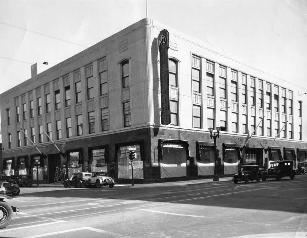 Hale Brothers department store, 1930