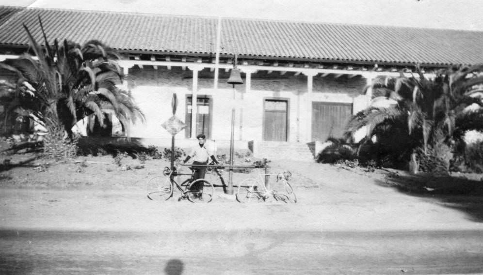 Laurence Higuera at Mission San Jose, 1914