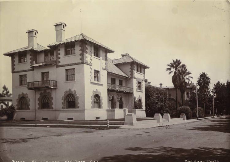 Sainte Claire Club, 1905