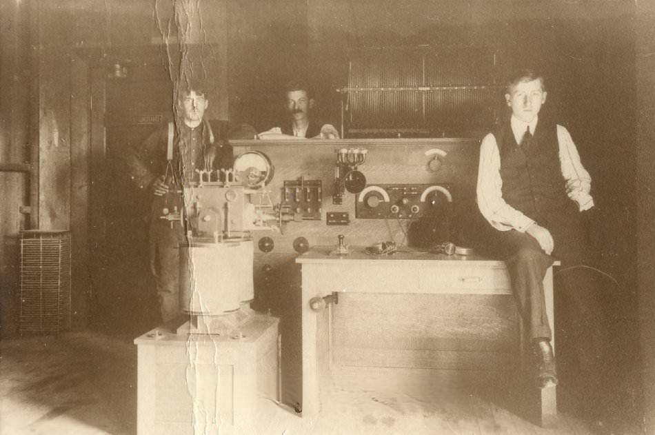 Douglas Perham, F. Albertus and Peter Jensen of Poulsen Wireless Company, 1910
