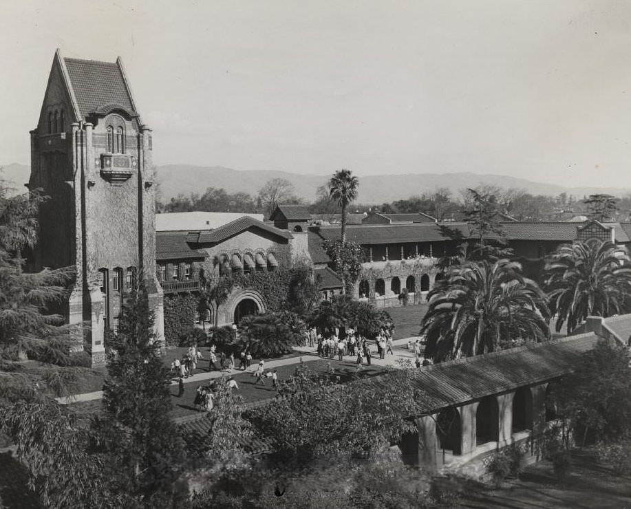 San Jose State Quad from above with students in area, 1947