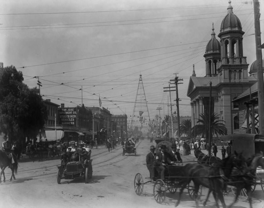 Parade on Market Street, 1909