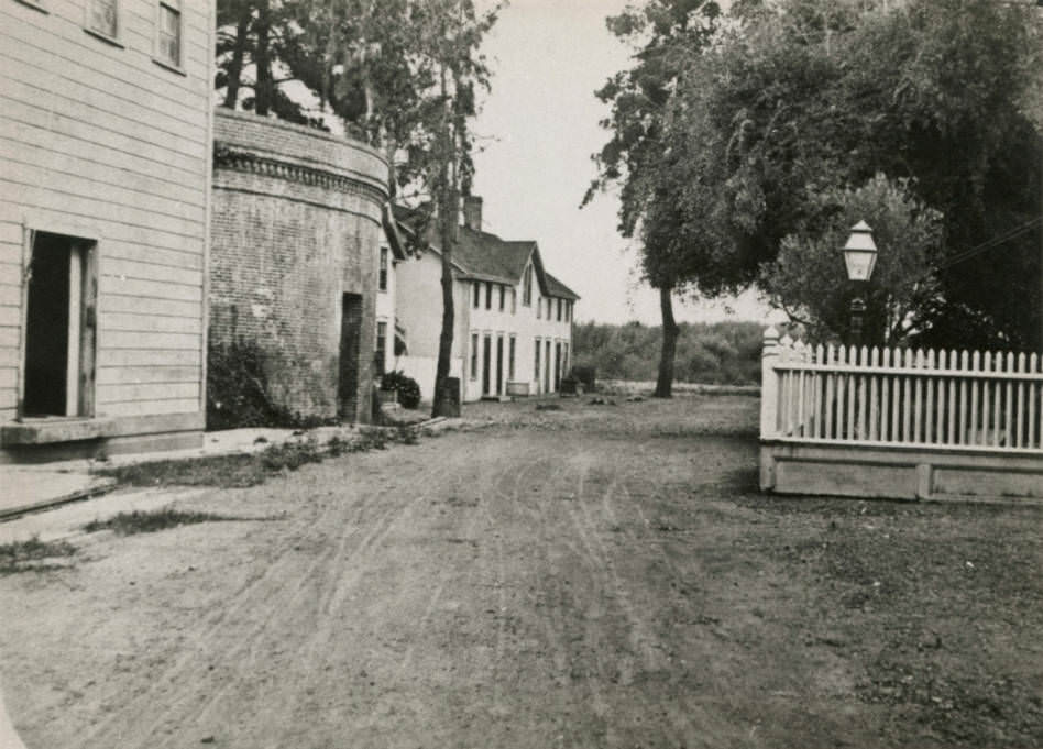 Lick Mill driveway, 1882