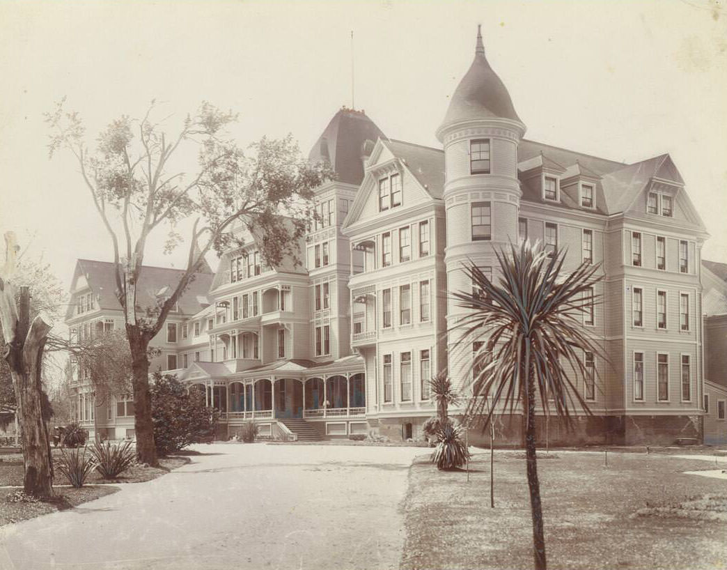 The Hotel Vendome in San Jose, 1900