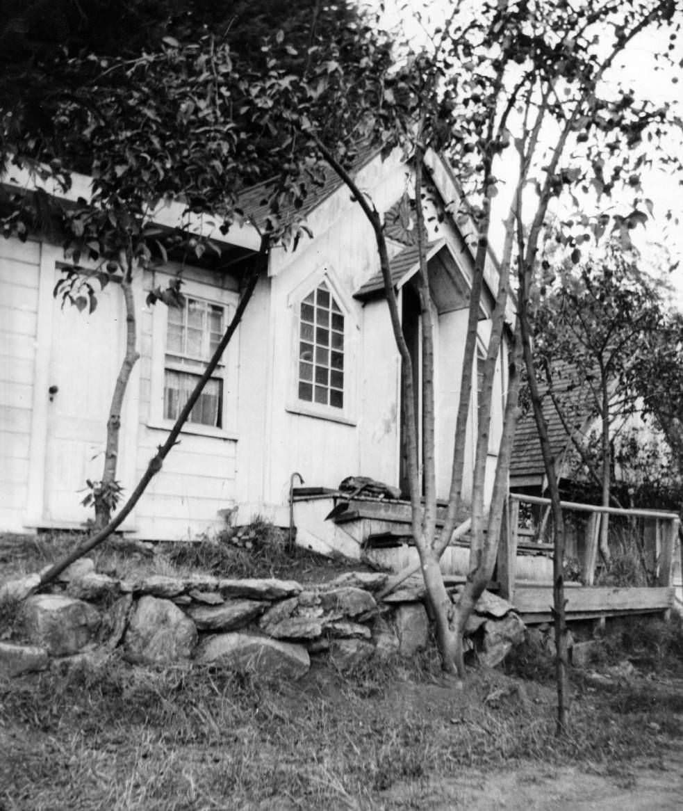 Abbey on Joaquin Miller estate, 1910