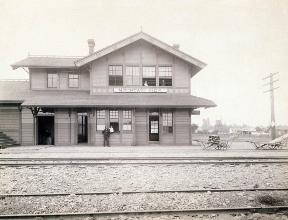 Mountain View railroad station, 1890