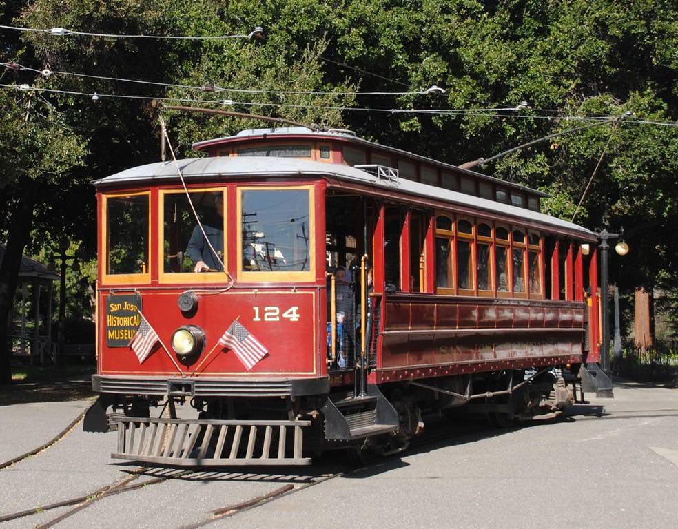 Trolley Car 124 in operation at History Park, 1912