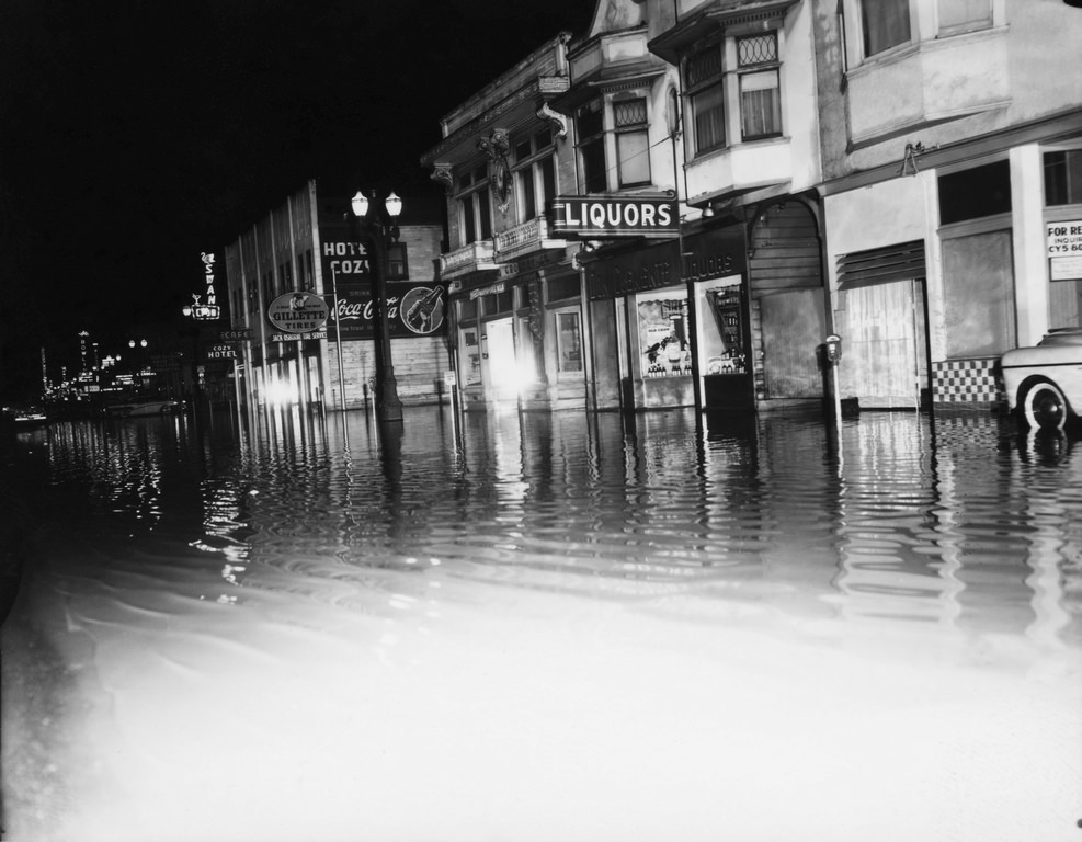 Flood at Santa Clara and River Streets, San Jose, 1958