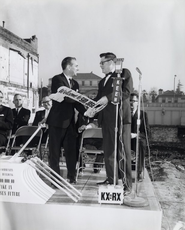 Mayor Robert Welsh at Community Bank Building ground-breaking, San Jose, 1950s