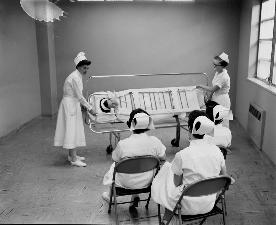 Nurses in training at O'Connor Hospital, San Jose, 1957