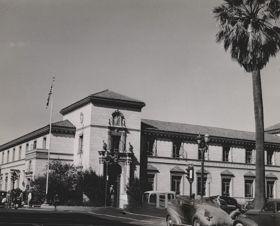 U. S. Post Office, North First Street and St. John, 1944