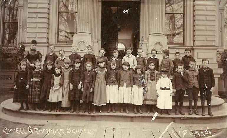Lowell Grammar School First Grade, 1900s