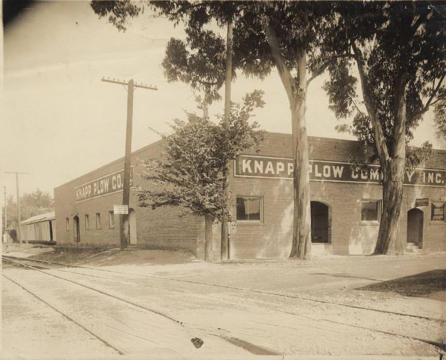 Knapp Plow Company offices located in downtown San Jose, 1900s