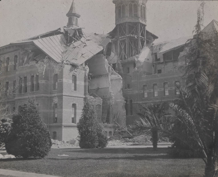 Ruins of Agnews Insane Asylum, San Jose, 1906