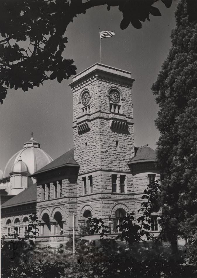 Old San Jose Public Library, formerly the post office, currently San Jose Museum of Art, 1944