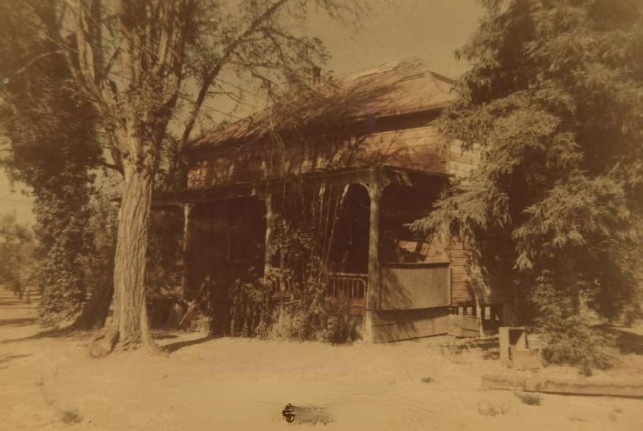 8 mile house in Coyote CA, was 8 miles from downtown San Jose; and was a stopping point for carriages and wagons, 1940