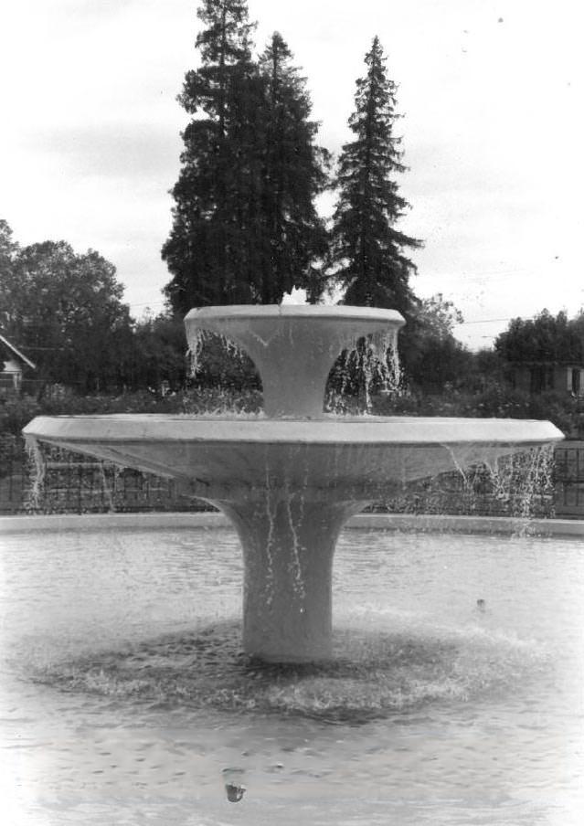 Close up of the Municipal Rose Garden fountain, created and paid for by the Rotary Club of San Jose in the 1930s